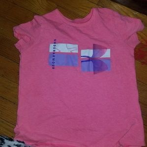 Girls Under armour shirt size sm